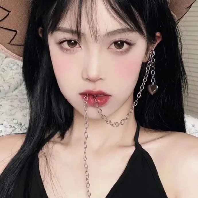 穿书反派成团宠